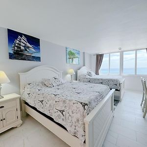 Exquisite Beachfront Studio At Marco Polo Resort Sunny Isles Beach Exterior photo