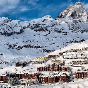 Appartamento A Cervinia Con Box Breuil-Cervinia Exterior photo