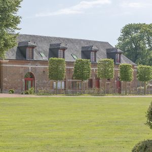 Ecuries Du Chateau De Roumare Villa Exterior photo