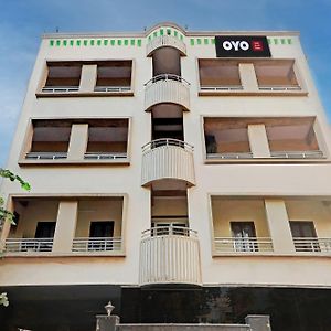 Hotel O Aarshi Palace Cuttack Exterior photo