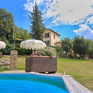 Nice Flat In Arcevia With Swimming Pool Apartment Exterior photo