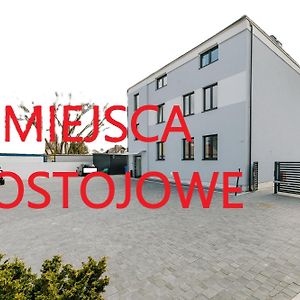 Obiekt Noclegowy Ocelot II Apartment Pruszkow Exterior photo