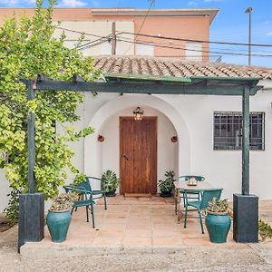 Casa Con Jardin Y Chimenea Villa Baena Exterior photo