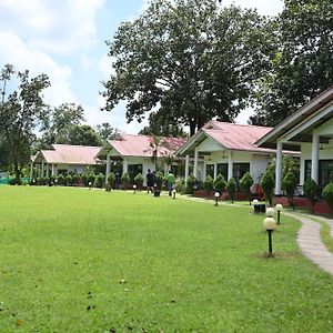 Kaziranga Golf Resort Jorhāt Exterior photo