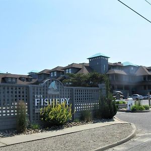 Fishery Condo With Ocean Views, 3 Bedrooms And 2 Baths And Lifeguarded Pool, Ship Bottom Exterior photo