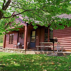 Montauk Lodge Jadwin Exterior photo