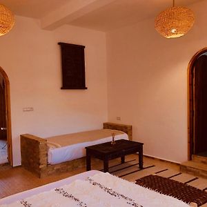 Kasbah Isfoula And Spa Bed & Breakfast Aït Benhaddou Room photo