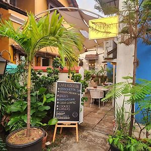 Ederra Stays & Cafe Panaji Exterior photo