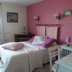 Chalet Cosy Avec Cheminee Et Animaux Acceptes - Fr-1-585-144 Bed & Breakfast Cousances-les-Forges Exterior photo