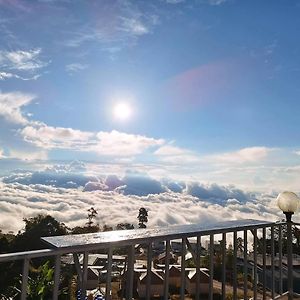 Tae Khob Fah At Phu Thap Buek Hotel Lom Kao Exterior photo