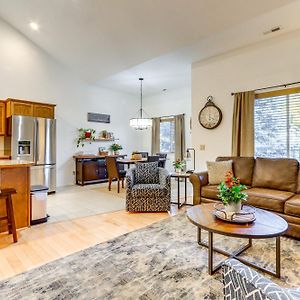 Modern Coeur Dalene Getaway Condo Walk Downtown! Coeur d'Alene Exterior photo