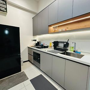 New Premium Family Suite 2Br2Bh Opus Residence Kl Kuala Lumpur Exterior photo