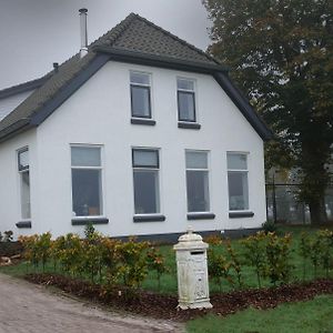 Bed & Breakfast By Patty Bed & Breakfast Nieuw-Amsterdam Exterior photo