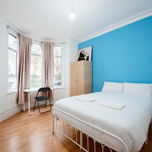 Forest Gate Double Rooms London Exterior photo