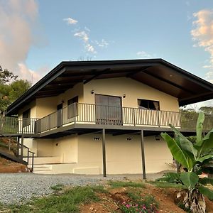 Discover Your Peaceful Retreat In Miravalles, Perez Zeledon! Apartment Exterior photo