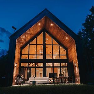 Luxurious Forest Retreat Near Tremblant Villa Val-des-Lacs Exterior photo