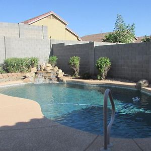 Cozy Home Near Freeways W Pool Bbq Peoria Exterior photo