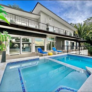 Casa Zun Zun Roatan Apartment West End Exterior photo