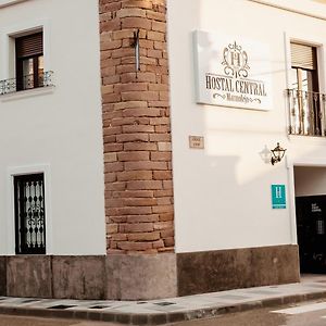 Hostal Central Marmolejo Exterior photo