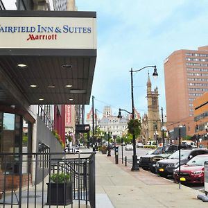 Fairfield Inn & Suites By Marriott Albany Downtown Exterior photo