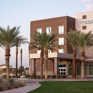 Courtyard By Marriott Mesa At Wrigleyville West Exterior photo