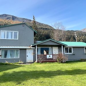 Halibut House Aparthotel Seward Exterior photo