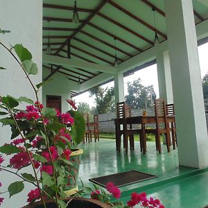 White Eagle Hotel Sigiriya Exterior photo