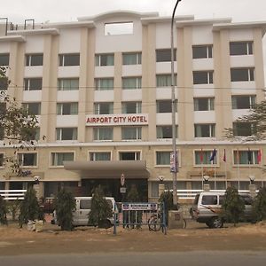 Airport City Hotel Kolkata Exterior photo