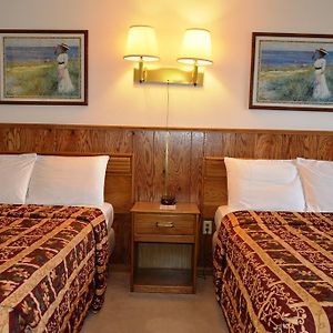 Viking Motel Lindsborg Room photo