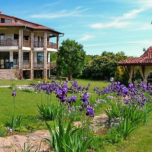 Park Hotel Djevana Gorna Oryakhovitsa Exterior photo