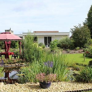 Les Petites Chambres De La Bleue Maison Coeuve Exterior photo