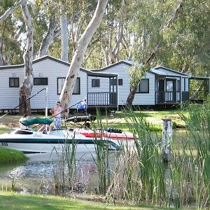 Cohuna Waterfront Holiday Park Hotel Exterior photo