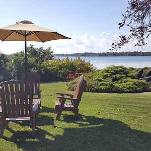 Hotel Oasis Lac St-Louis Salaberry-de-Valleyfield Exterior photo