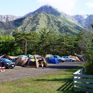 Pica Fuji Saiko Lake Campsite Hotel Fujikawaguchiko Exterior photo