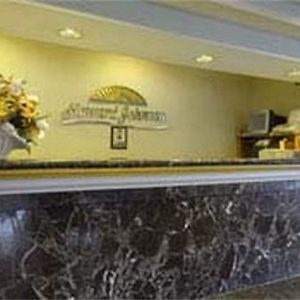 Howard Johnson Inn And Suites - Absecon Interior photo