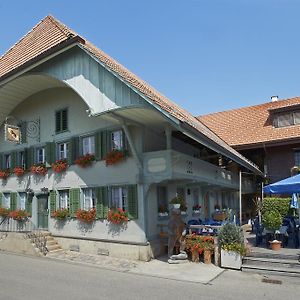 Gasthof Baeren Hotel Ranfluh Exterior photo