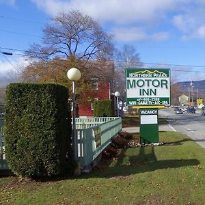 Northern Peaks Motor Inn Gorham Exterior photo