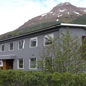 Seydisfjoerdur Guesthouse Seythisfjorthur Exterior photo