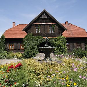 Kiermusy Dworek Nad Lakami Bed & Breakfast Exterior photo