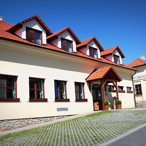 Penzion U Rudolfu Hotel Vlasenice Exterior photo