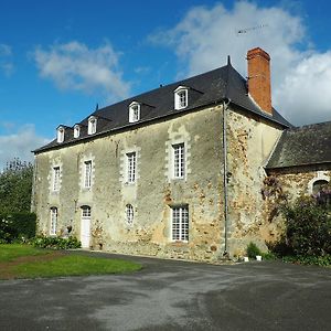 Les Grands-Aulnais Bed & Breakfast Cossé-le-Vivien Exterior photo