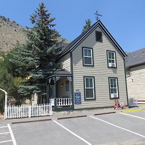 Edith Palmer'S Country Inn, Historical Bed & Breakfast Virginia City Exterior photo