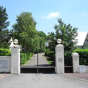 La Clemencerie Chambre D'Hotes L'Etang-la-Ville Exterior photo