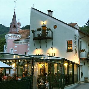 Penzion Zuzi Hotel Martinske Hole Exterior photo