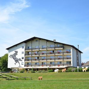 Hotel Reitzentrum Hausruckhof Ampflwang im Hausruckwald Exterior photo