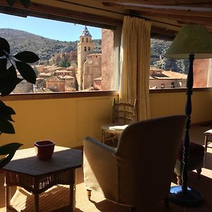 Casa De Santiago Guest House Albarracín Exterior photo