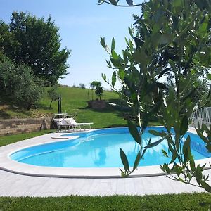 Podere Del Fagiano Hotel Tolentino Exterior photo