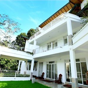 Sunlit Villa Harispattuwa Exterior photo
