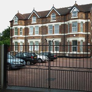 Marley Mansions Hotel Birkenhead Exterior photo