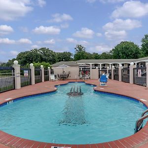 Memory Lane Inn & Suites Memphis Exterior photo